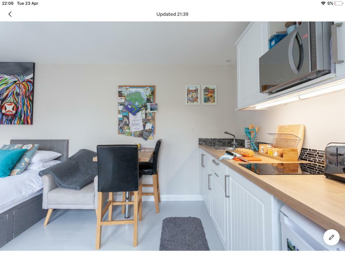The Studio Castlerock With Hot Tub Exteriör bild